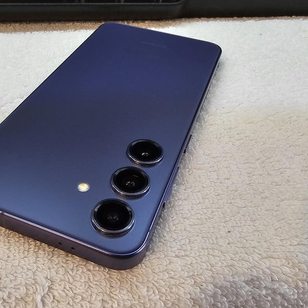 Samsung Galaxy S24 - Unlocked, Violet, 128 GB, 8 GB, SM-S921U1