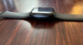 Mint
													Apple Watch SE 2nd Gen 40mm - Midnight, A2722 - GPS, Aluminum, photo 5 of 11