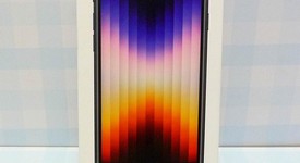 New
													Apple iPhone SE 3rd Gen 2022 - US Cellular, Midnight, 64 GB, A2595, photo 1 of 4