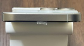 Good
													Apple iPhone 16 Pro Max - AT&T, Natural, 256 GB, A3084, photo 5 of 8