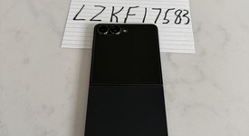 Mint
													Samsung Galaxy Z Flip7 - Unlocked, Jet Black, 512 GB, 12 GB, SM-F766U1, photo 4 of 13