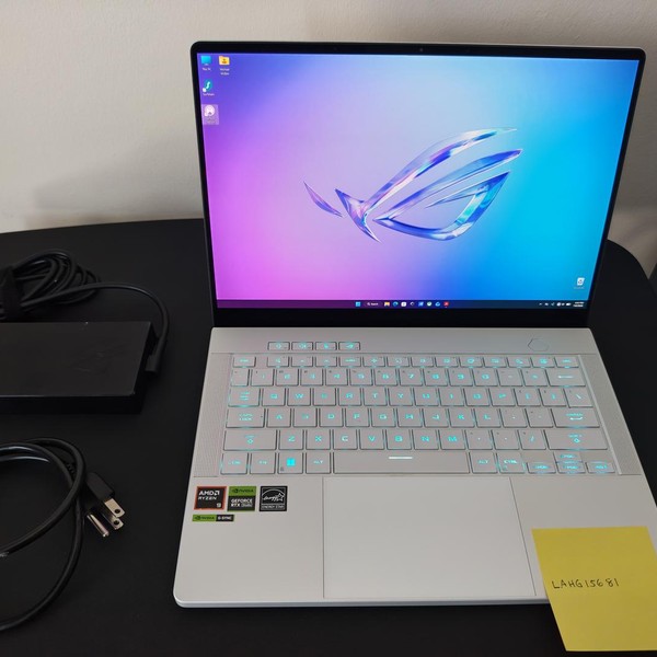 Asus ROG Zephyrus G14 (2024) GA403U - 1 TB, White, 16 GB, AMD Ryzen 9