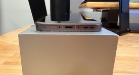 Mint
													Oppo Find X9 Pro - Unlocked Non-US, Titanium Charcoal, 512 GB, 16 GB, photo 5 of 9