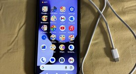 Mint
													Google Pixel 10 - Unlocked, Indigo, 128 GB, GLBW0, photo 3 of 14
