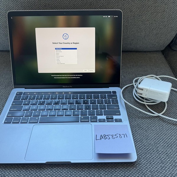 MacBook Pro 2020 - 13 inch - 512 GB, Gray, 16 GB, Intel Core i5