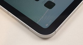 Mint
													Apple iPad 10th Gen - Unlocked, Silver, 64 GB, A2757, photo 6 of 6