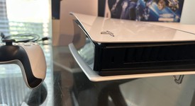 Mint
													PlayStation 5 Slim Standard Edition (2023) - White, 1 TB, photo 4 of 9