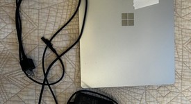 Good
													Microsoft Surface Laptop 3 - I5, Platinum, 128 GB, 8 GB, 13.5", photo 4 of 5