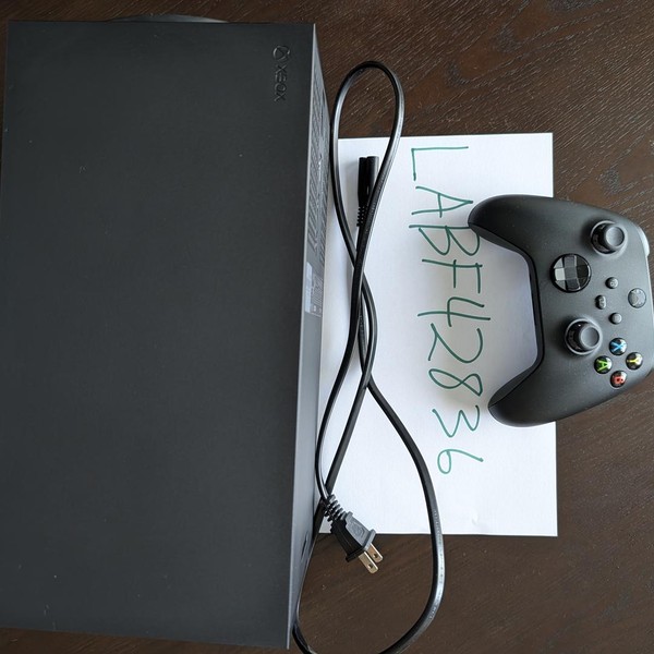 Xbox Series X (2020) - 1 TB, Black, standard