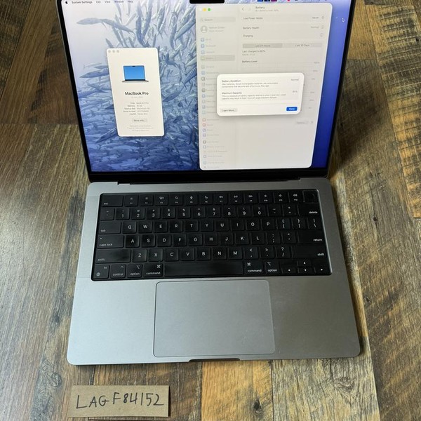 MacBook Pro 2023 - 14 inch - 512 GB, Silver, 16 GB, Apple M2 Pro 10-core