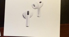 New
													Apple AirPods Pro 3, photo 1 of 12