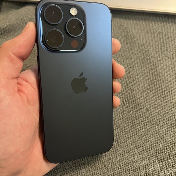 Apple iPhone 15 Pro - Unlocked, 256 GB, Blue, A2848