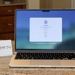 Mint MacBook Air 2022 (M2) - 13 inch - 256 GB, Starlight, 8 GB, Apple M2