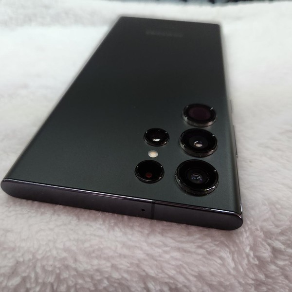 Samsung Galaxy S22 Ultra - Unlocked, 512 GB, Black, 12 GB, SM-S908U1