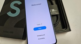 Good
													Samsung Galaxy S22 - AT&T, Green, 256 GB, 8 GB, SM-S901U, photo 3 of 8