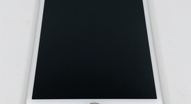 Good
													Apple iPhone 7 Plus - Verizon, Silver, 128 GB, A1661, photo 3 of 9