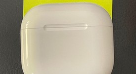 Used
													Apple AirPods 4th Gen - Standard, photo 2 of 5