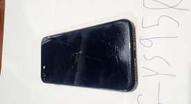 Fair
													Apple iPhone SE 3rd Gen 2022 - Unlocked, Midnight, 64 GB, A2595, photo 4 of 10