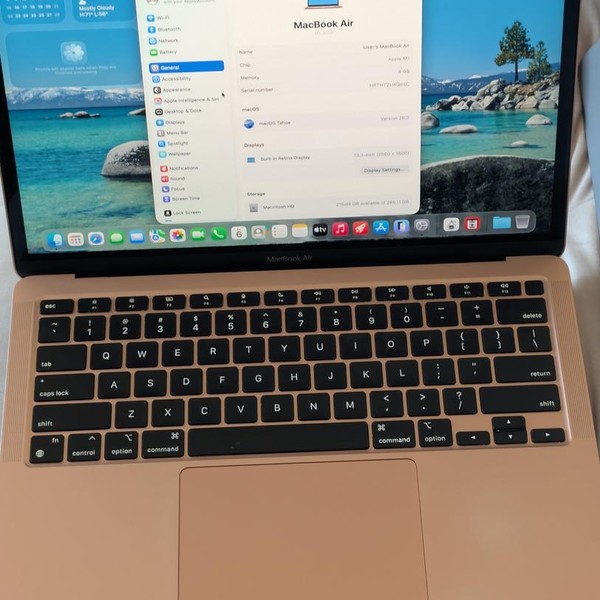 MacBook Air 2020 - 13 inch - 256 GB, Gold, 8 GB, Apple M1
