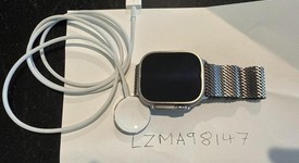 Mint
													Apple Watch Ultra 49mm - Verizon, Titanium, A2622, photo 2 of 5