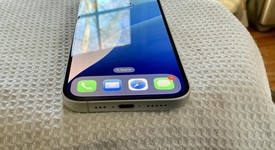 Mint
													Apple iPhone 16 - Unlocked, White, 128 GB, A3081, photo 4 of 15