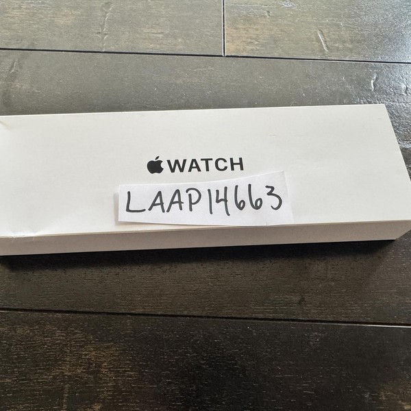 Apple Watch SE 3rd Gen 40mm - Starlight, A3324 - GPS