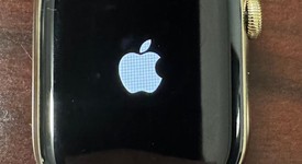 Good
													Apple Watch Series 7 41mm - Unlocked, Gold, A2475 - Cellular, Stainless, photo 2 of 4