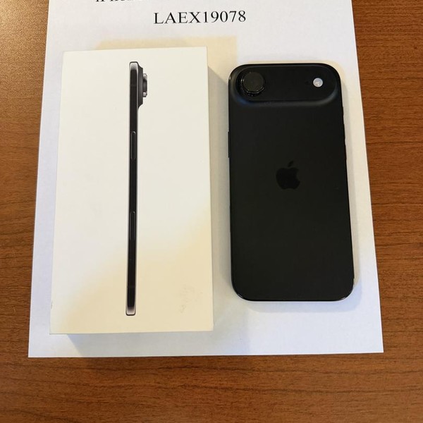 Apple iPhone Air - Unlocked, 256 GB, Space Black, A3260
