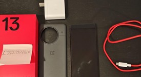 Mint
													OnePlus 13 - Unlocked, Black Eclipse, 256 GB, 12 GB, photo 4 of 8