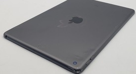 Fair
													Apple iPad 8th Gen - Wi-Fi, Gray, 32 GB, A2270, photo 5 of 6