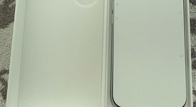 Mint
													Apple iPhone 17 - Unlocked, White, 256 GB, A3258, photo 1 of 4