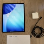 Good Apple iPad Pro 12.9 inch 4th Gen 2020 - Unlocked, Silver, 512 GB, A2069