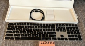 Used
													Apple Magic Keyboard - Touch ID and Numeric Keypad - Black, photo 1 of 4