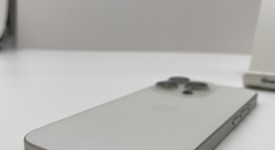 Good
													Apple iPhone 15 Pro - Unlocked, White, 512 GB, A2848, photo 6 of 6