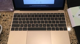 Good
													Macbook Retina 2017 - 12" - Gold, 256 GB, 8 GB, photo 2 of 9