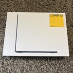 New MacBook Air 2025 (M4) - 13 inch - Apple M4, Midnight, 256 GB, 16 GB