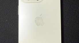 Mint
													Apple iPhone 15 Pro - Unlocked, White, 128 GB, A2848, photo 4 of 8