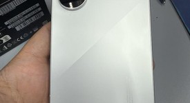 Good
													Xiaomi POCO F7 - Unlocked Non-US, White, 512 GB, photo 5 of 10