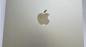 Good
													Apple iPad Pro 11" 4th Gen 2022 - Unlocked, Silver, 128 GB, photo 2 of 4