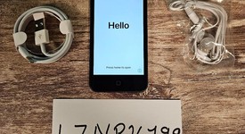 Mint
													Apple iPod Touch 6th Gen - Wi-Fi, Gray, 64 GB, photo 1 of 6