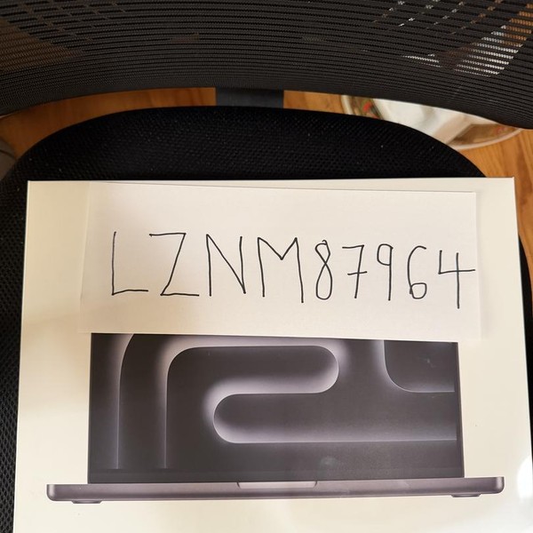 MacBook Pro 2025 - 14 inch - 512 GB, Space Black, 32 GB, Apple M5