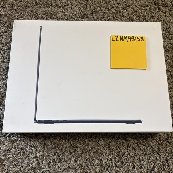 MacBook Air 2025 (M4) - 13 inch - Apple M4, Midnight, 256 GB, 16 GB