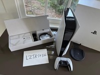 PlayStation 5 Standard Edition (2020)