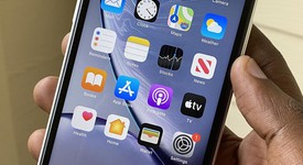 Good
													Apple iPhone Xr - Unlocked, White, 128 GB, A1984, photo 1 of 15