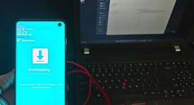 Mint
													Samsung Galaxy S10 - Unlocked, Black, 128 GB, 8 GB, SM-G973U1, photo 2 of 17