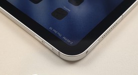 Mint
													Apple iPad 10th Gen - Unlocked, Silver, 64 GB, A2757, photo 5 of 6