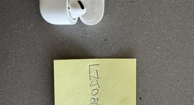 Used
													Apple AirPods Pro 1st Gen - Wireless Case, photo 3 of 9