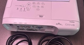 Mint
													Epson Projector, photo 4 of 4