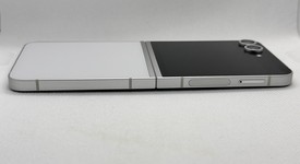 Mint
													Samsung Galaxy Z Flip6 - Unlocked, White, 512 GB, 12 GB, SM-F741U1, photo 2 of 3