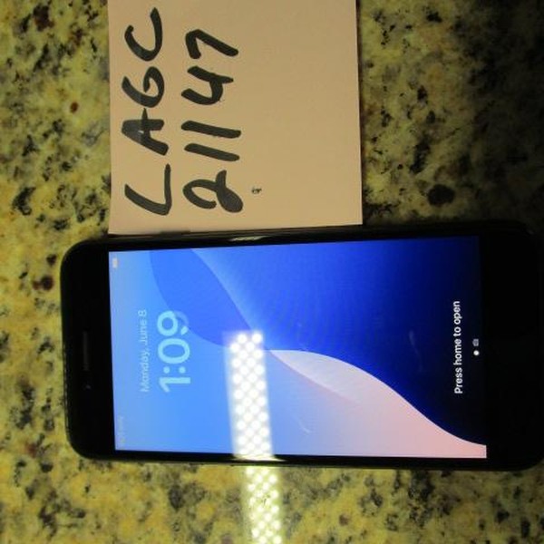Apple iPhone SE 2nd Gen 2020 - AT&T, 64 GB, Black, A2275
